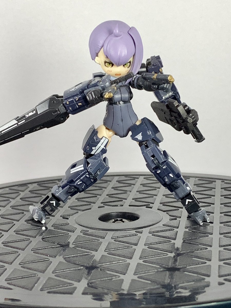 デスクトップアーミー Twitterまとめ 隠密行動うおけんちゃん 他 モデラーズ速報