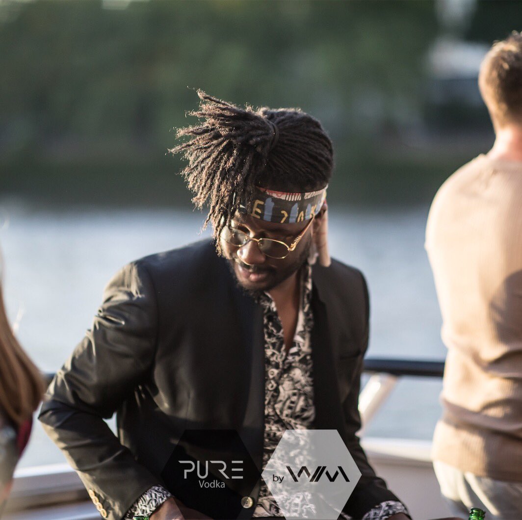 pure_wm's tweet photo. Here are a few of our favourite photos from PURE EXPERIENCE: 001 - our boat party on the River Thames.
Full album is available on the website. Link in bio.
#PURE #PVNM #PUREvodka #Vodka #PUREEXPERIENCE #RiverThames #London #TowerBridge #Erasmus https://t.co/qbyp2mdKBR