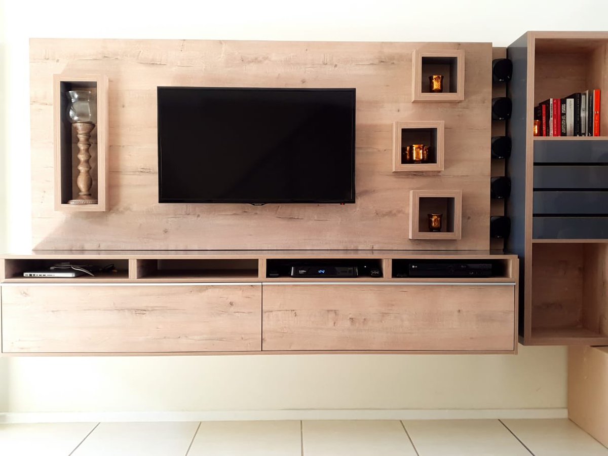 TasneemMotara's tweet photo. Had this beautiful piece of furniture made for my lounge. A father and son, black owned company who did this in less than a week. Divine Interiors, 061 490 4877 or 084 767 2786 - Zain for queries. You won’t be sorry 😍😍😍 https://t.co/M9XvXLNurz