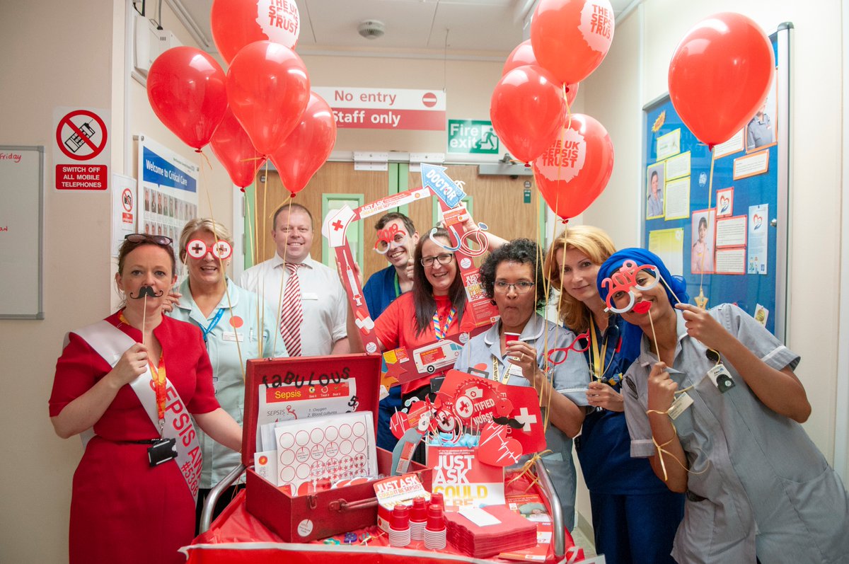 NGHnhstrust's tweet photo. Jess, our sepsis nurse is now out testing our team on spotting the signs of Sepsis. Our critical care team nailed it! 🔴🔴🔴🔴
#WearRedForSepsis #WearRedDay
#SepsisAwareness #GetRedDay
#Northampton #NHS #Sepsis https://t.co/7FTJV9kTs2