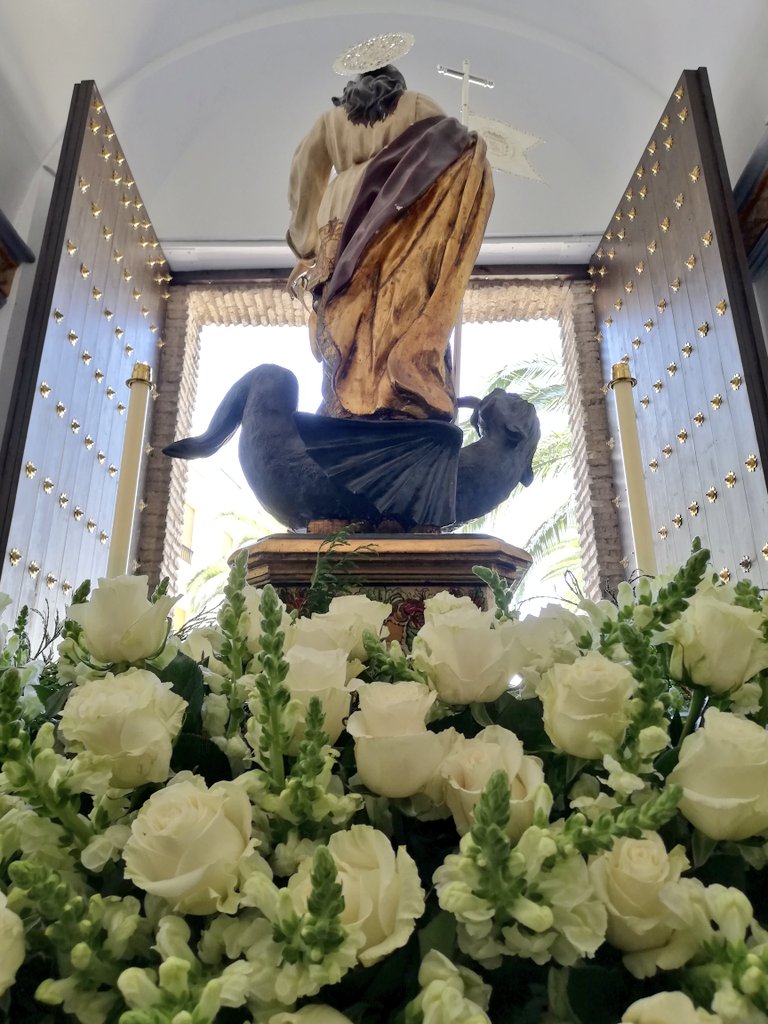 SANTA MARINA | Representación de nuestra Hermandad en la salida procesional de la Patrona de Fernán-Núñez, Santa Marina de Aguas Santas.

¡VIVA SANTA MARINA!

📷@castillojm11 (segunda foto) .
.
. 
#HdaddelasPenas #JesúsdelasPenas #MartesSanto #MaríaSantísimadelasLágrimas