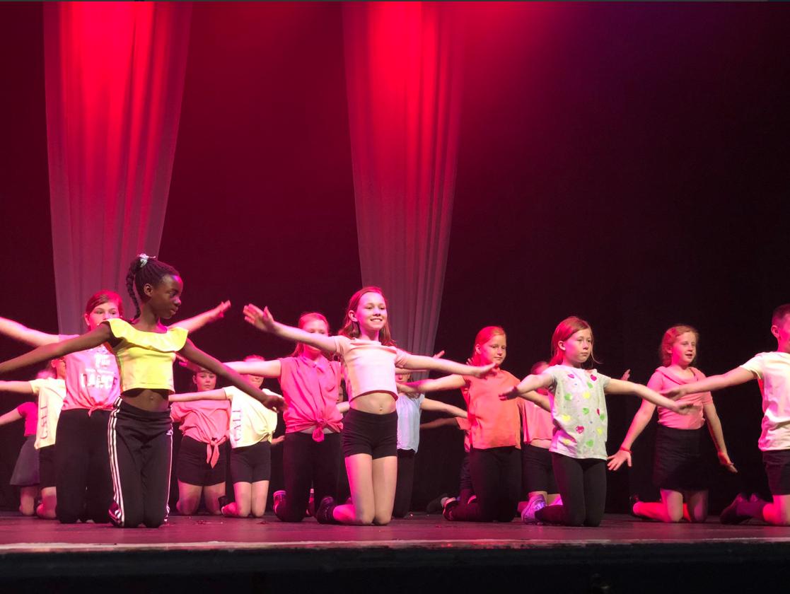 What a Year!!! 10,420 children engaged via
8 Festival engaging 1,400 children
46 Development Festival - 3,900 Children 
7 Inclusive events - 400 Children 
54 Pathway events - 4,720 Children
@ActiveLearningT @Reach2A <a href="/SuffolkPESN/">Suffolk PE & Sport</a> <a href="/YouthSportTrust/">Youth Sport Trust</a> <a href="/YourSchoolGames/">School Games</a> <a href="/afPE_PE/">Association for Physical Education</a>