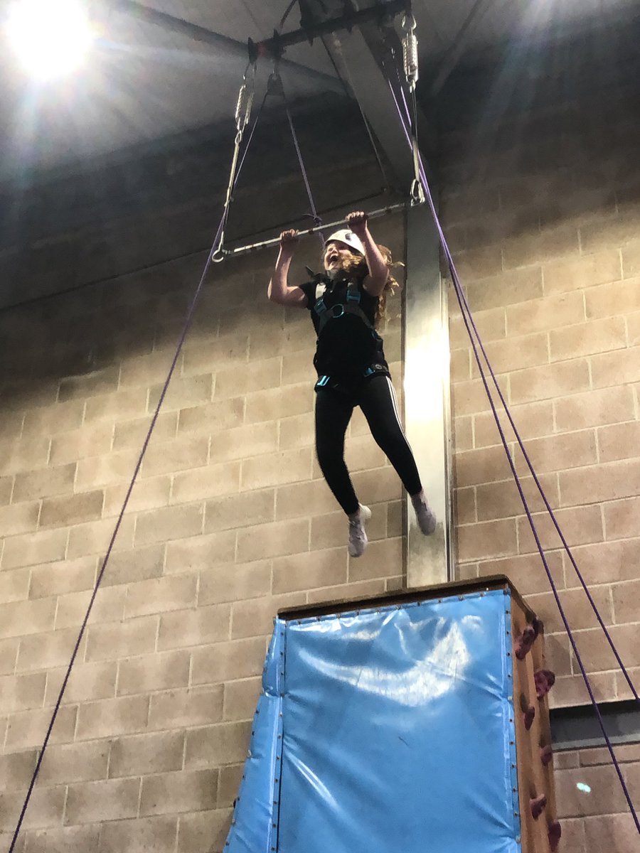 SJBNormanton's tweet photo. Fears conquered in mountain group! #conquerthefear #robinwood #year6 @RealRobinwood https://t.co/ZLbHhLDYPc