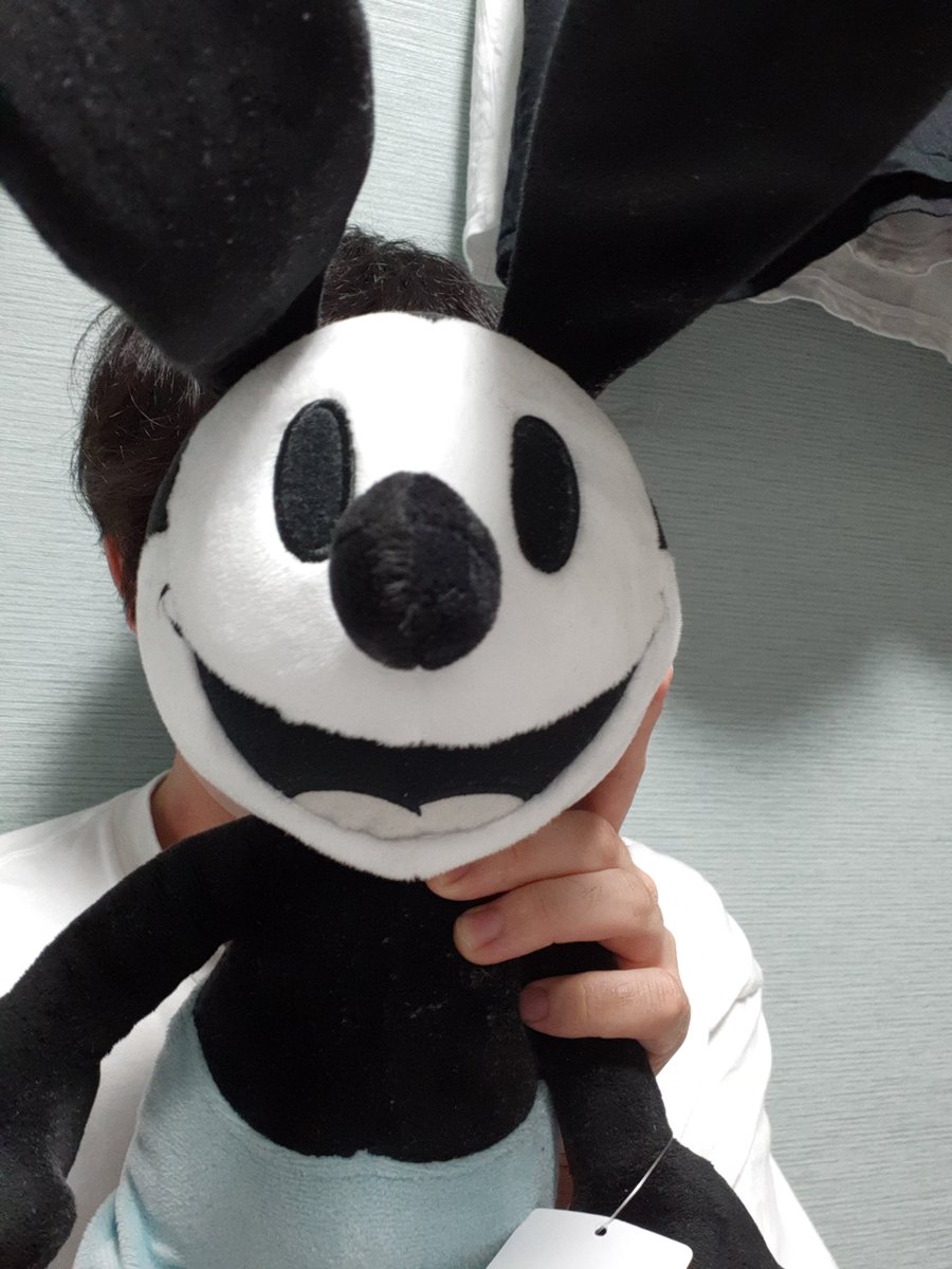 大樹 浦澤 على تويتر ディズニーシー行ってオズワルドのグッズ買って夜のヴェネチアンゴンドラ乗りたい 笑 相手がいない 笑 オズワルド オズワルドザラッキーラビット ディズニーシー ヴェネチアンゴンドラ センターオブジアース 相手がいない さみしい