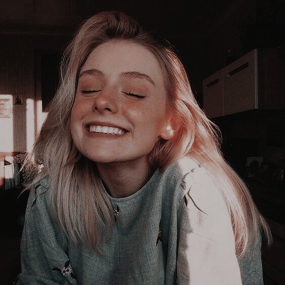 xrudeangel's tweet image. ˗ˏˋ Sᴇ ʙᴜsᴄᴀ ˊˎ˗

╭────────────┄✦ 
┊   Lɪsᴀ Sʜɪᴘʟᴇʏ
╰───┄✦  

━ ʙᴜᴇɴᴀ ᴏʀᴛᴏɢʀᴀғɪ́ᴀ. 
━ ɴᴏ ᴀʙᴀɴᴅᴏɴᴀʀ ᴇʟ ᴘᴊ.
━ ғᴄ ʟɪʙʀᴇ﹐ sɪᴍɪʟᴀʀ ᴀʟ ᴅᴇ ʟᴀ ɪᴍᴀɢᴇɴ.

¿ʀᴛ? ﹢ ɪɴғᴏ ᴀʙᴀᴊᴏ.
 #insurgents ; #hp