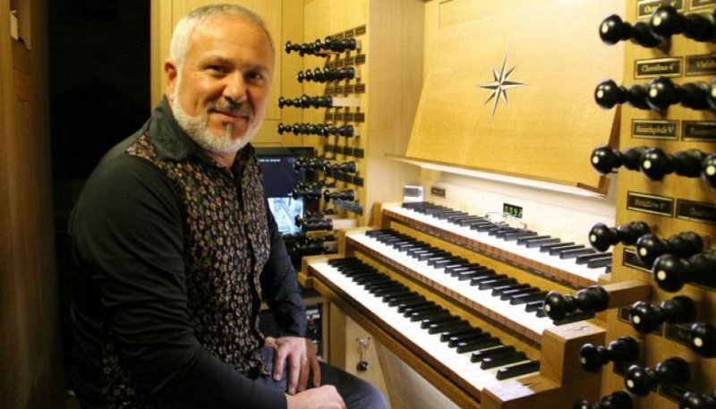 Events72's tweet image. Маттео Имбруно
⠀⠀
⏳Когда: 13 декабря 19:00
🔎Где: Филармония ул. Республики, 34
+7 (3452) 68-77-77
⚠6+
⠀⠀⠀
Маттео Имбруно — уроженец Италии. Искусству игры на органе он учился в Италии, Нидерландах, Германии, Аргентине и США. Он является… t2p.pw/YnJbssFHhx