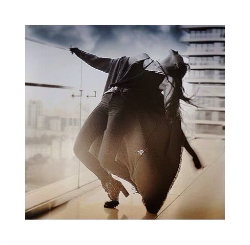 🕊