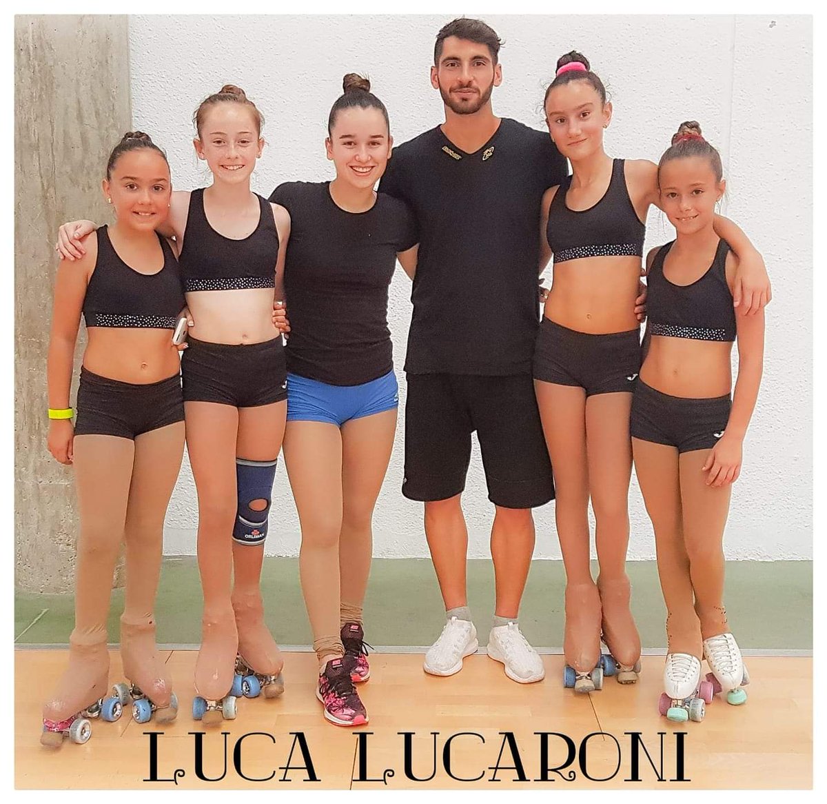 CPAlagon's tweet photo. El martes y miércoles pasado nuestras chicas han podido disfrutar de una tecnificación de Patinaje Artístico impartido nada más y nada menos que con el 6 veces campeón del mundo en la modalidad, Luca Lucaroni, En La Puebla y Pastriz. Disfrutaron de dos jornadas inolvidables. https://t.co/yUzMZCojnI