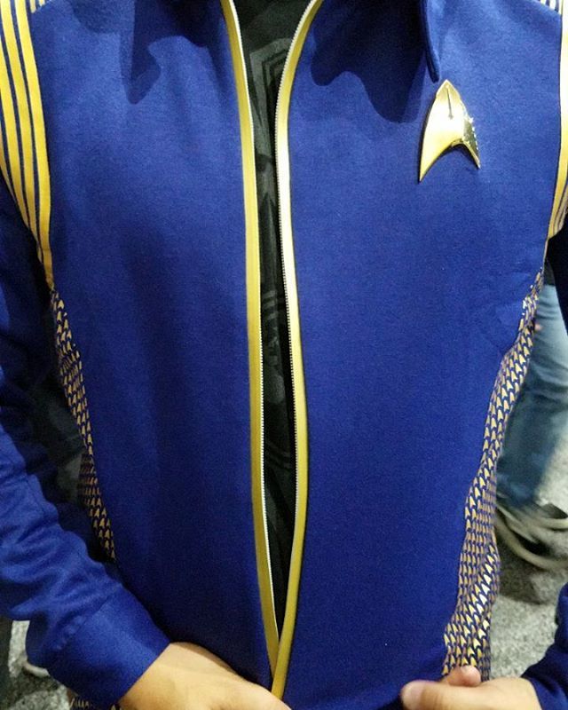 BenedictChoy's tweet photo. They say its easier for civilized men to imitate barbarians than for barbarians to pretend to be civilized...
.
.
.
#startrek #cosplay #sdcc #sdcc2019 #sdcc50 #startrekcosplay #comiccon #cosplaying #cosplay #cosplayer #startrekdiscoverycosplay #startrekd… https://t.co/7GuI9dXdCo https://t.co/qfVhjtLEOO