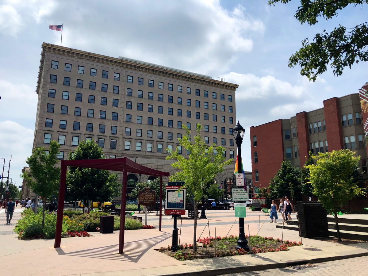 CityArch's tweet photo. Happy Friday, Cleveland!! It may be hot, but @ohiocitytweets Market Square Park looks beautiful and is the perfect neighbor to the newly pedestrianized Market AveπItβs great seeing people enjoy these neighborhood assets. #publicspace #placemaking #planforpeople @PPS_Placemaking https://t.co/REIXTqXy9M