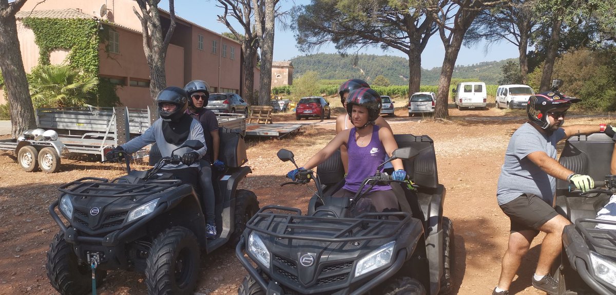 ActivDetection's tweet photo. Journée OFF pour toute l'équipe D'ACTIV'DETECTION. Au programme quad, buggy, dégustation au #Chateauxdesdemoiselles (la motte 83), rigolade, repas. Après midi boules et découverte des trottinettes électriques tout terrain. Merci à toute l'équipe pour cette agréable journée. https://t.co/uF0lXyyY97