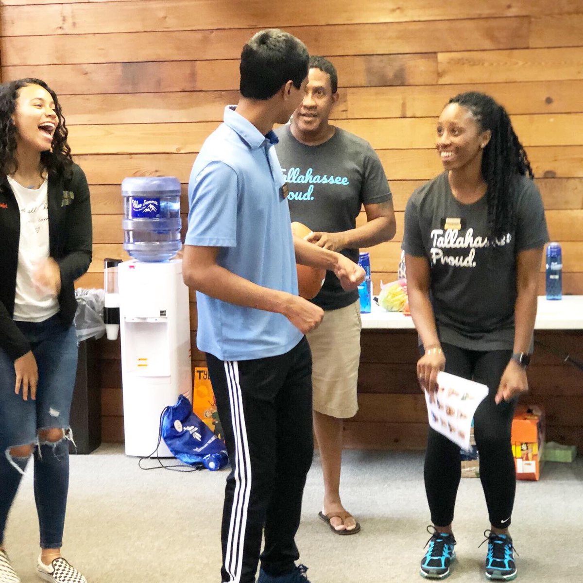 YouthLeadTLH's tweet photo. #YLT16 Opening Retreat - happening now! Kicking off an amazing weekend of personal and team building. #ihearttlh #tallahasseeproud #youngleaderstlh #communityleadership https://t.co/3QTVMtAwOz