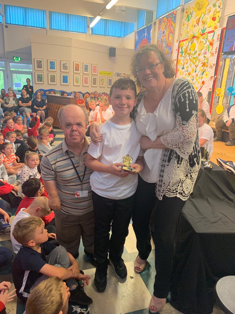 CraigfelenP's tweet photo. Enterprise winner 2019 kindly supported by @GarethKCoombes #cfpent https://t.co/d9wrQaJ5hY