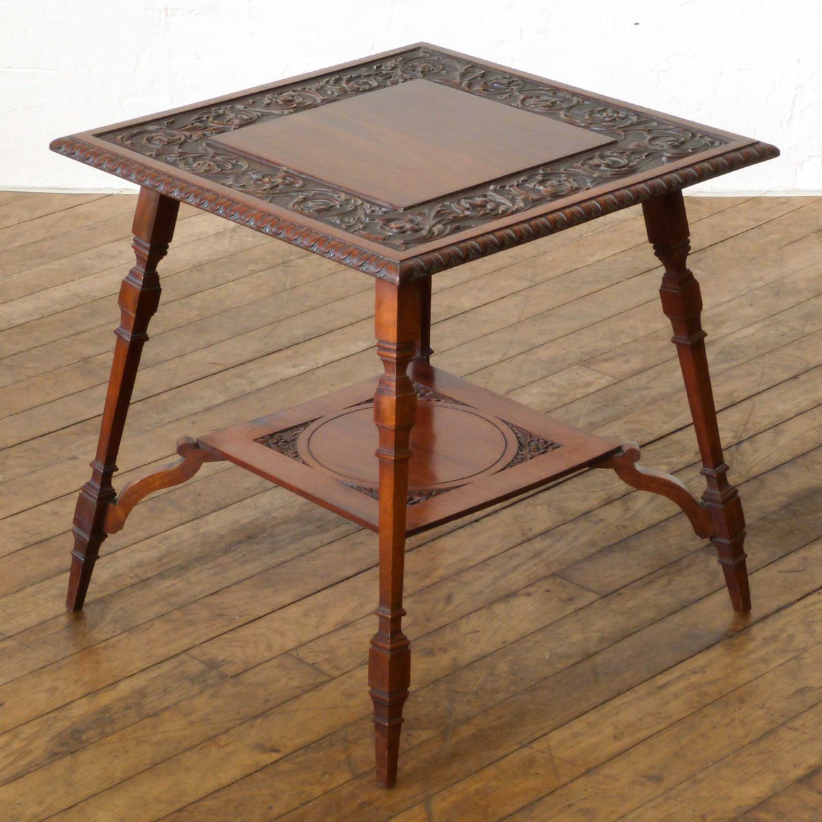witchantiques's tweet photo. Superb quality Edwardian walnut occasional table circa 1905. The top has a carved border and in frieze, whilst the lower shelf is similar but smaller. https://t.co/XWb67R3ZII