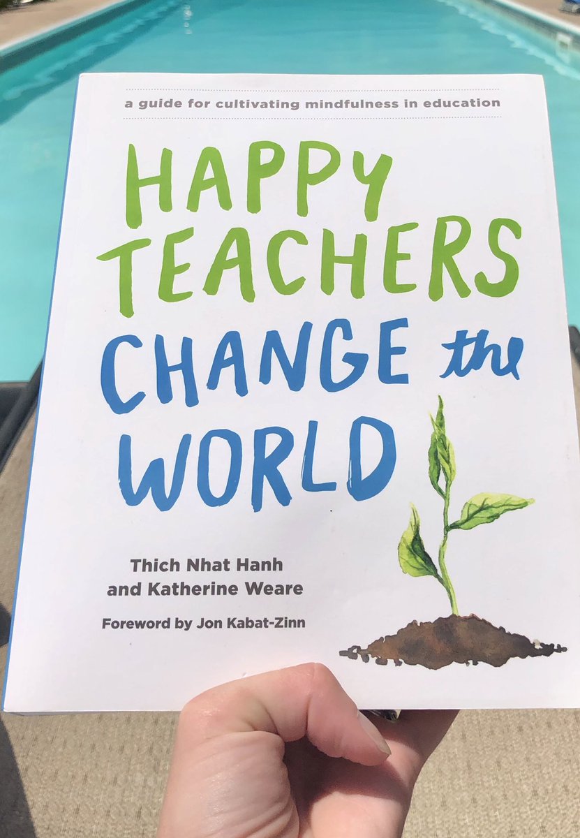 ArtWithStarks's tweet photo. PD by the pool #happyteachers #mindfulness #poolPD https://t.co/D0k15lNlJr
