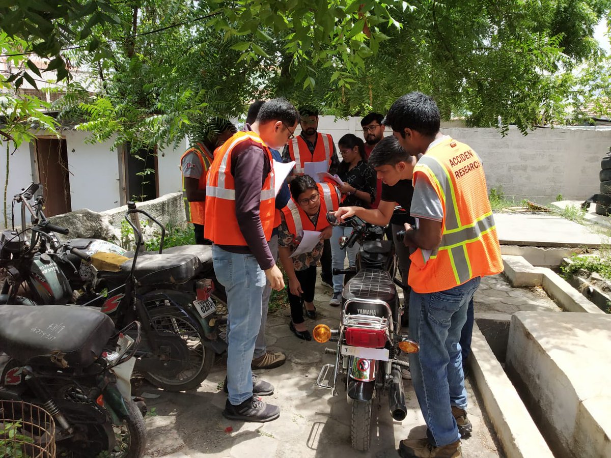JPR_IND's tweet photo. Our Coimbatore office was glad to host the Continental India team for a week of training on RASSI crash data collection. We hope they had an exciting experience and got a good idea of the methodologies and the efforts it takes to collect RASSI data #continental #india #RASSI https://t.co/lTQ1JB52AA
