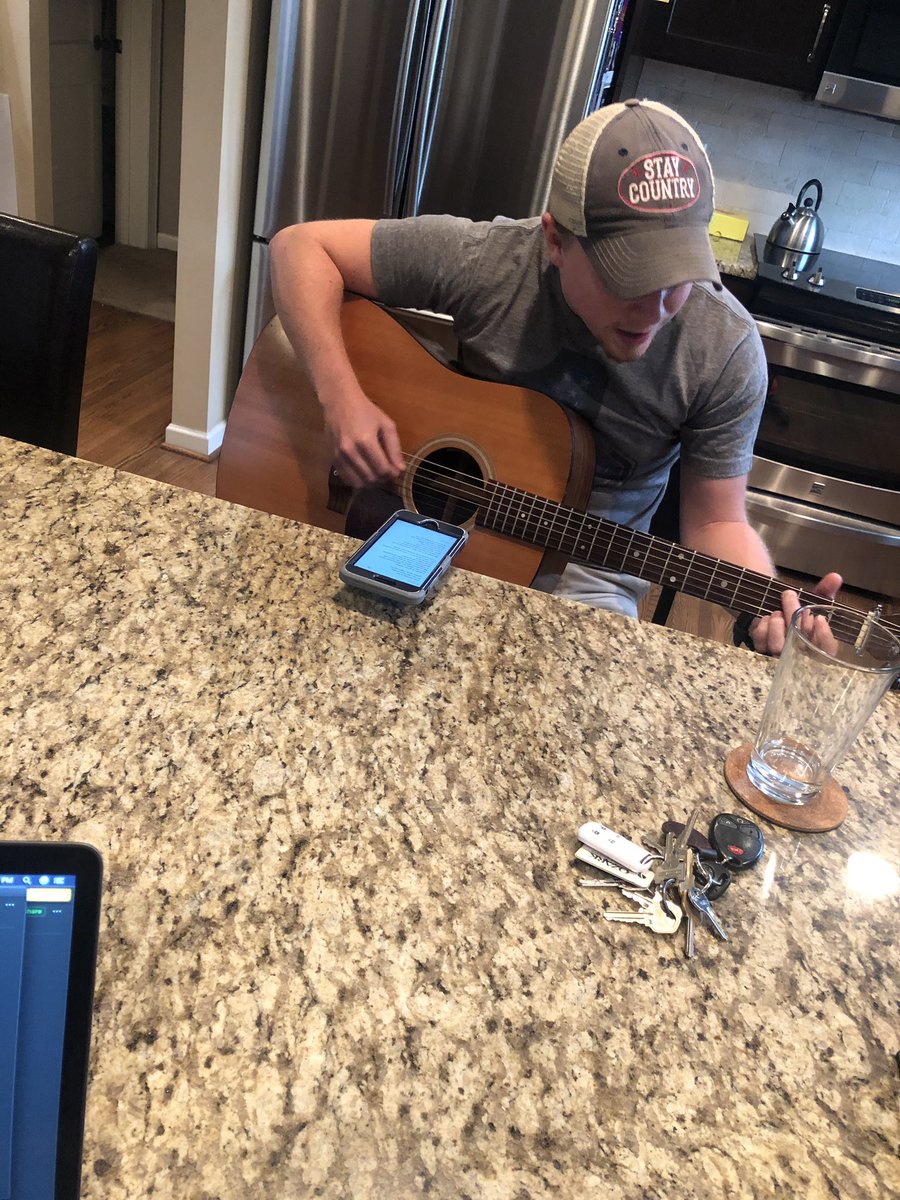 rachellipsky's tweet photo. Wrote another fun one with @timothybakermusic today 🤘🏻🎶💃🏻#RachelLipsky #CountryMusic #TimothyBaker #NewMusic #NewArtist #Nashville https://t.co/qXYgreVRYZ