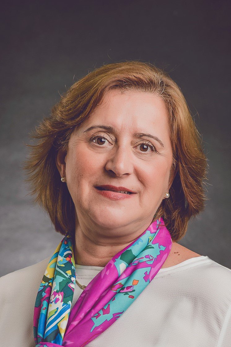 En <a href="/LanzaSevilla19/">Lanzadera de Empleo Sevilla</a> despedimos la semana con una buena noticia. ¡Nuestra compañera <a href="/PilarCasal64/">Pilar Casal Romero</a>  ha empezado una nueva andadura laboral! Aunque, en el grupo, la echamos ya de menos, nos alegramos muchísimo por ella. ¡Enhorabuena compi! Seguimos🚀🚀 @Lanzaderas_EES