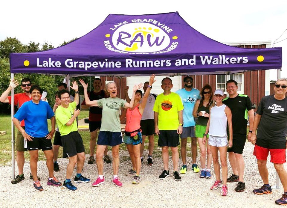 K2Runs's tweet photo. .@LGRAWRun_Walk members invite YOU to join us for a wkend run or walk. The group start is at 7 AM every Saturday and Sunday. Allow enough time to get parked (https://t.co/qAbg17JqWy) and walk to the clubhouse. #RunwithRAW #Running #Runners #Run #RunningClub #RunGrapevine #RunChat https://t.co/0bYK01D611
