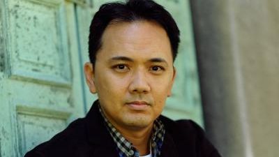 “She drank the rest of her tea, set the mug on the table, and got up to unplug the Christmas tree lights, as though they’d finally become too festive for the conversation we were having.”

Read “Origins” by <a href="/roomwithavu/">Vu Tran</a> in the new issue of Ploughshares pshr.us/2xVUyWe
