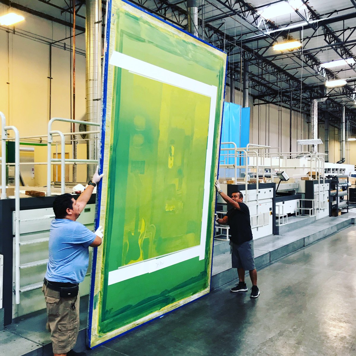 coylerepro's tweet image. We take #LargeFormatPrinting seriously! We&apos;re ready to take on any challenge you have for us. Let us make your next #VisualMerchandising project run smooth. #POPprinting #POPdisplays #DigitalPrinting #ScreenPrinting #SEG #SEGpop #RetailPrinting #BannerPrinting
