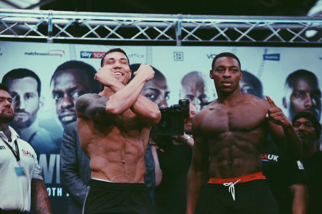 CharlDuffield1's tweet photo. Championship Weight ✔️
East London was out in full force today, #TeamDuffield took the roof off! 🙌🏻
Your support is what fuels me, I’m honestly blessed, see you all tomorrow night!! ⚒
📸 @peteman82 https://t.co/G7Ntyn795f