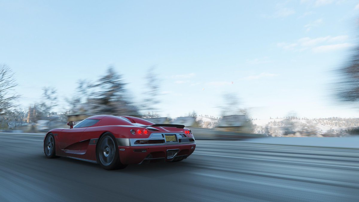 KevThroughLens's tweet photo. Koenigsegg Family ⚡️⚡️⚡️
🎮: Forza Horizon 4
#Koenisegg #cc8x #ccx #FH4 #Forza #ForzaHorizon #ForzaWinter #HyperCar https://t.co/Muri0At5Vg
