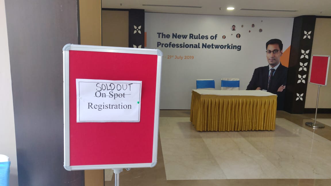 paritoshtweets's tweet photo. WOW! This is AMAZING!
The New Rules Of Professional Networking is HOUSEFULL and Registrations today were SOLD OUT!
The energy in the hall is AWESOME!
The transformational journey for hundreds of individuals has begun!
#NRPN #Networking #Network https://t.co/BwgLkrfNMy