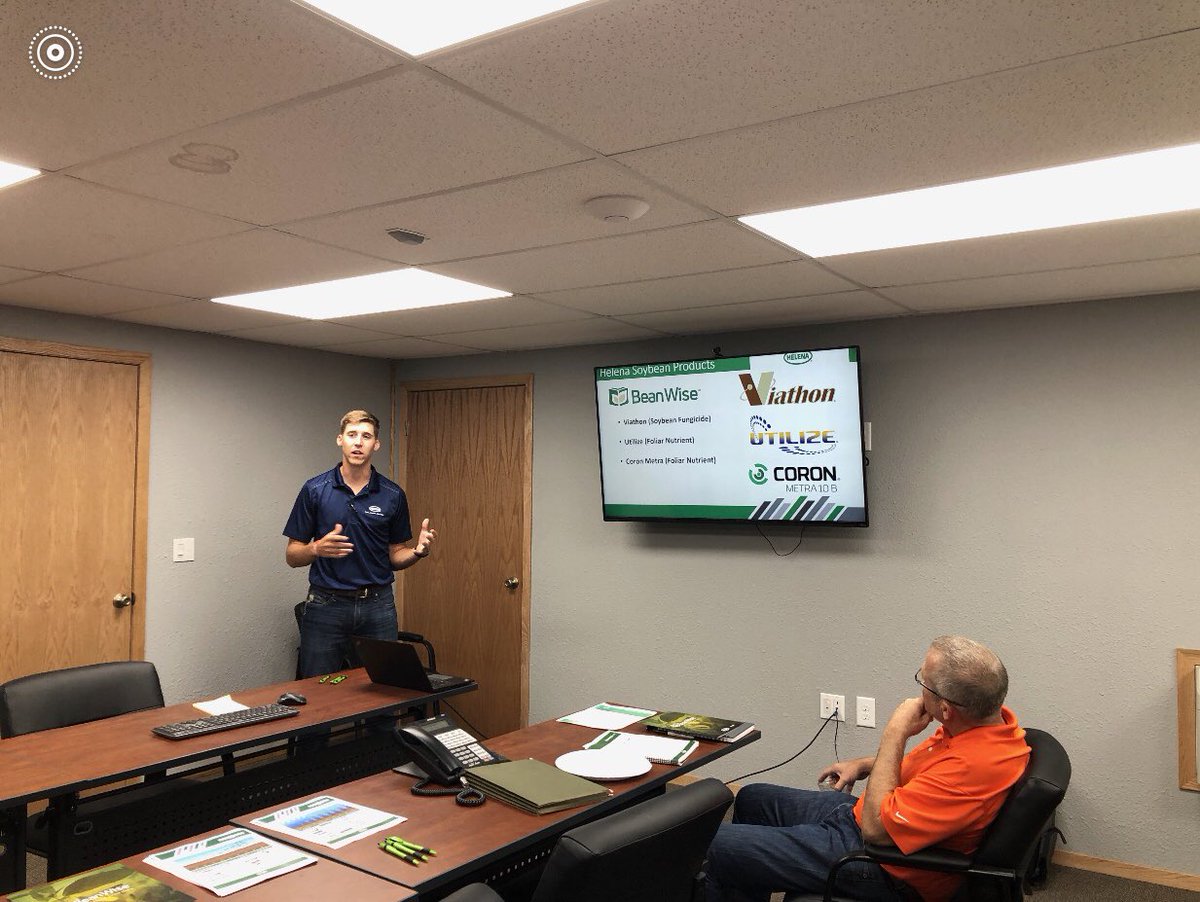 pbergkamp791's tweet photo. Presented Helena’s Bean Wise Program to Progressive Ag Coop yesterday. Late season management in soybeans results in a large ROI. Don’t leave bushels in the field this season. #beanwise #helenaintern19 https://t.co/eU6vVEWySi