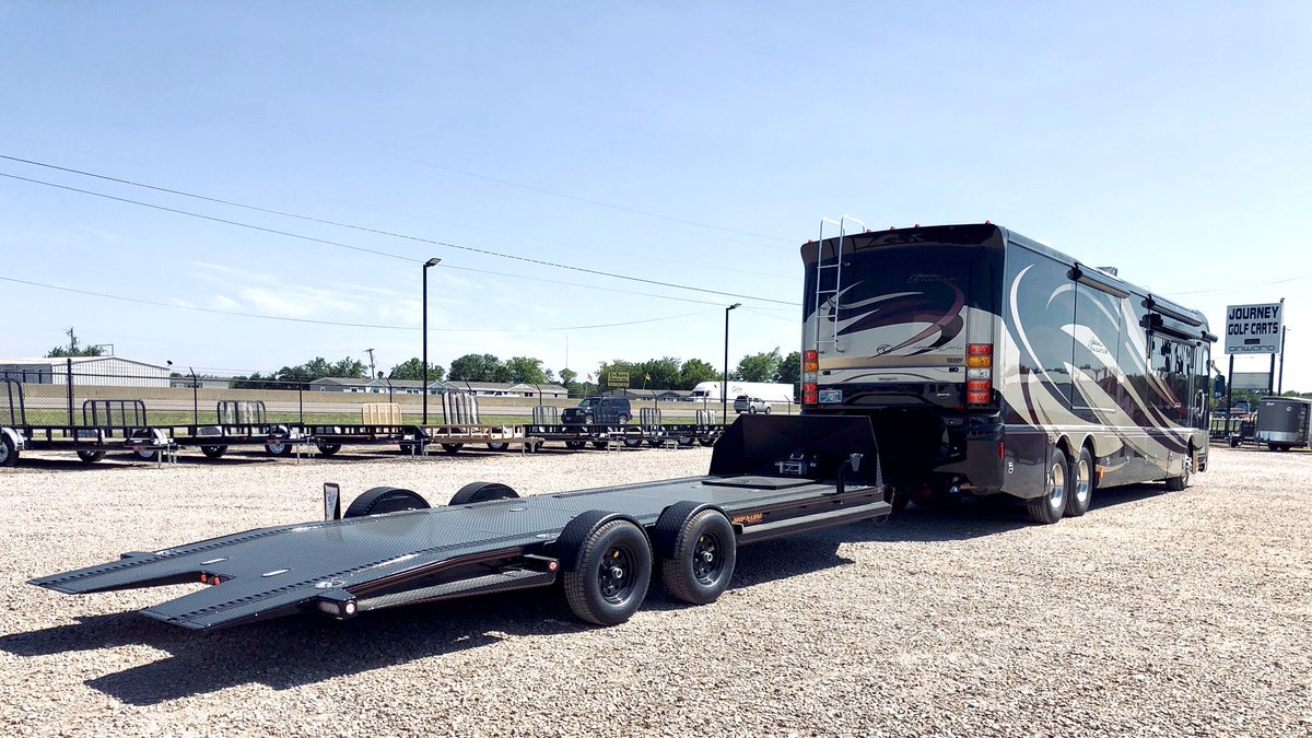 Happy_Trailers's tweet photo. Wow, what a rig! If you want to haul your car in style, you need a Maxxd Drop N Load car hauler. Shop online or contact us for a custom quote! #happycustomer #maxxdtrailers #dropnload https://t.co/U3BlLVa1Mt
