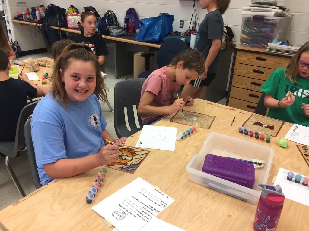 MissWade_'s tweet photo. Stained Glass!! #campcreate @LCPSLiberty #libeagles20 https://t.co/2Ml9CyjS3I