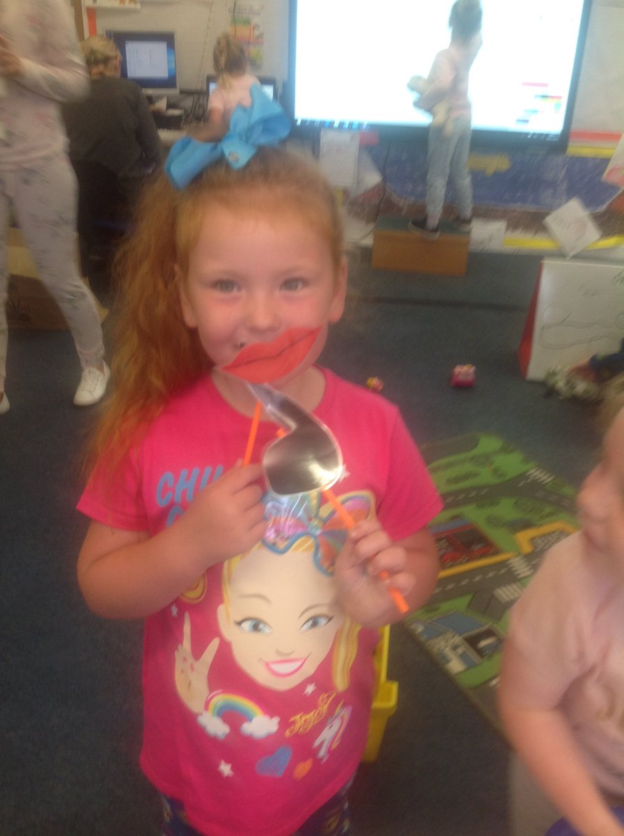 Miss Griffiths tweet media