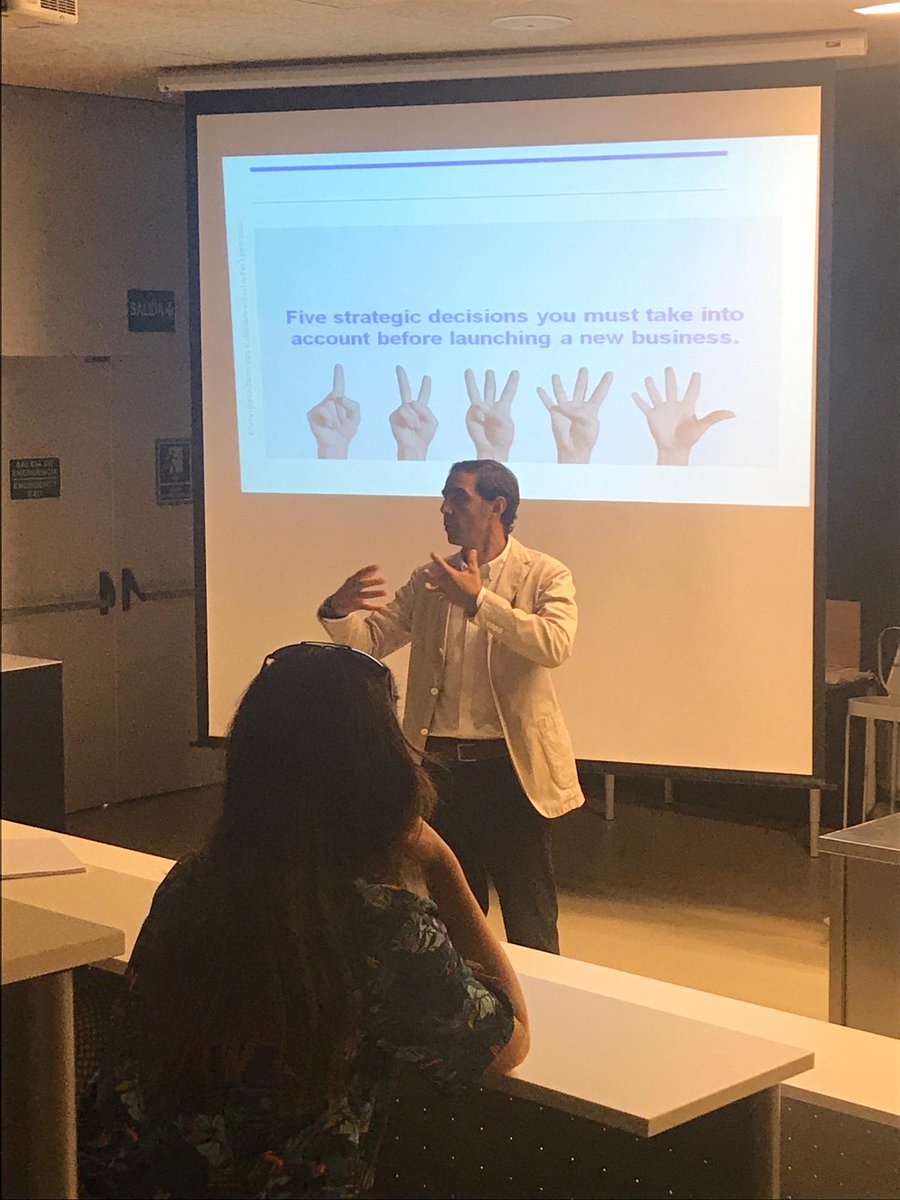 ubbusinessbcn's tweet photo. The director of @MuseuXocolata Paco Gil shared the marketing strategy of the museum with the participants of the Barcelona Marketing and Business Models #SummerSchool. The seminar was followed by the #Chocolating workshop. Delicious! 🍫 #museuxocolata #museuxocolatabcn #xocolata https://t.co/CARs1DC72M