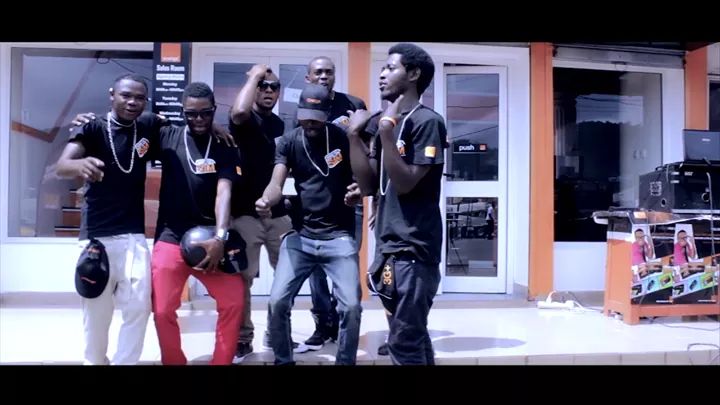 pivagistica's tweet photo. Orange Cameroon do you know? In case you don't know, Orange Cameroon and their customers needs to consume a product from this crew, they call them self O Voice 🎼🎤🎵🎶🎸🎷🎙🎹🥁🎻🎷 https://t.co/Xgn8yM6izn