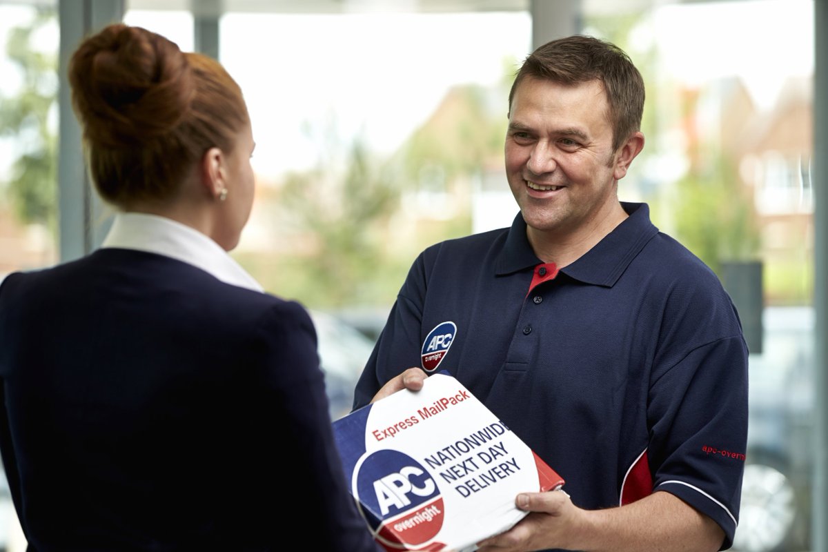 From seafoood to sausages and chocolates to wine, we are proud to deliver delicious Devon produce to lucky customers all over the UK! Find out more about our services here >ow.ly/ocYb50uWotR