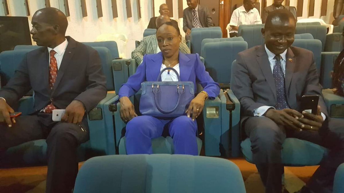 CentrafriqueHcc's tweet photo. Le Président de la République, Chef de l'Etat, Pr. Faustin Archange TOUADERA a officiellement lancé ce matin le Plan National de Prévention de l'incitation à la haine et à la violence, rédigé par le HCC, au Palais de la CEMAC à Bangui. https://t.co/RGcGdMJqXS