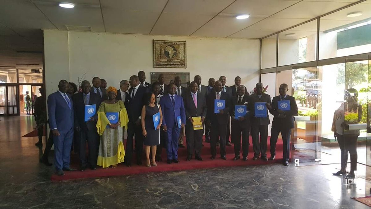 CentrafriqueHcc's tweet photo. Le Président de la République, Chef de l'Etat, Pr. Faustin Archange TOUADERA a officiellement lancé ce matin le Plan National de Prévention de l'incitation à la haine et à la violence, rédigé par le HCC, au Palais de la CEMAC à Bangui. https://t.co/RGcGdMJqXS