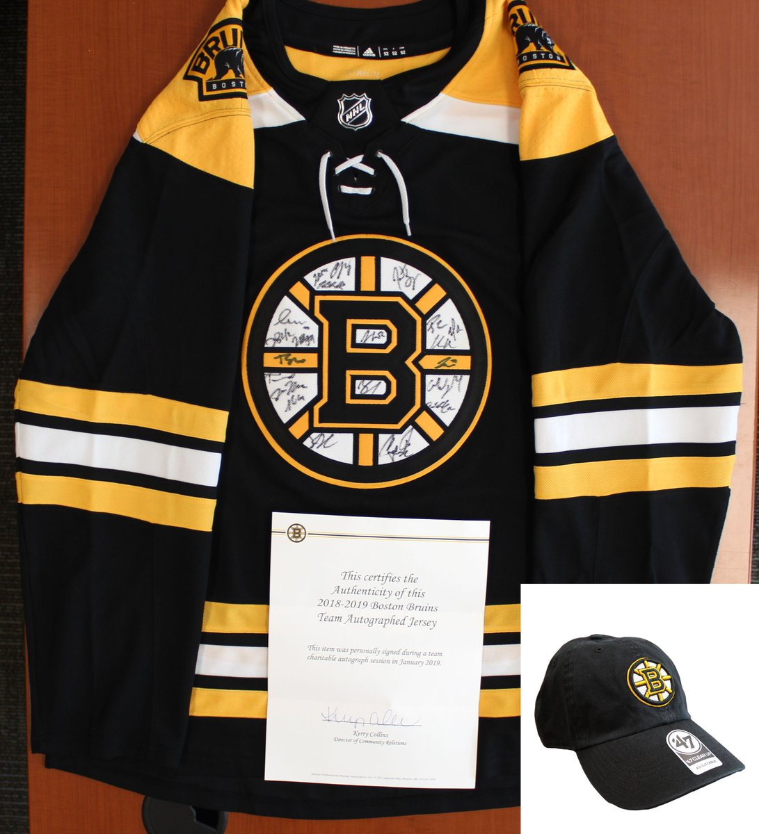 RackerAgency's tweet photo. Less than a day left to bid on this 2019 #TeamSigned @NHLBruins jersey at https://t.co/0IjjDYQXfB
Also available are @DustinBrown23 signed prints and signed @LAKings jersey, Joe Nieuwendyk signed @CUBigRedHockey jersey, signed @NJDevils memorabilia and more sports collectibles! https://t.co/SWTi1oeRI5