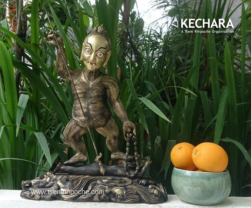nviolet97's tweet photo. Beginner’s Introduction to Dorje Shugden
https://t.co/NpCFLLbrcP

#Nepal
#Pakistan
#Singapore
#TGIF2019 
#FridaysForFuture 
#FridayFeeling https://t.co/Tw6dvhmnJS