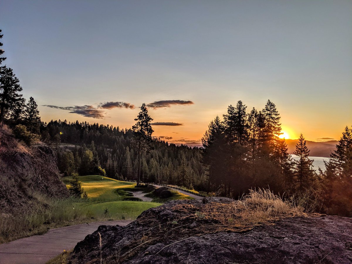 LeiserJa's tweet image. Helping this morning the the Member/Guest Tournament at The Club at Black Rock. Amazing views ! #MTGA #SIMPLOTPARTNERS