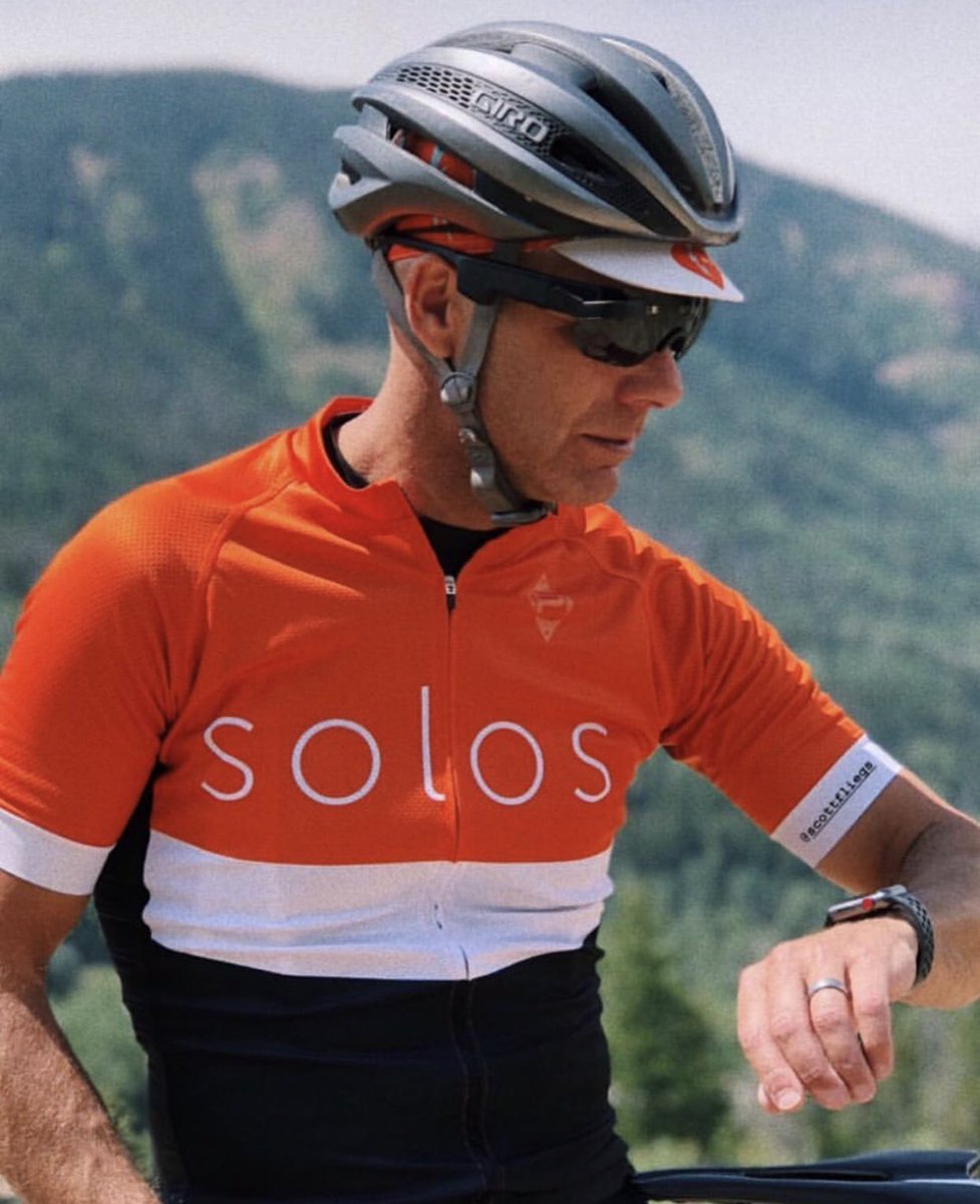 Put on your Solos 🕶 and make time to train this weekend 🚴‍♂️🏃‍♀️#itrainwithsolos
