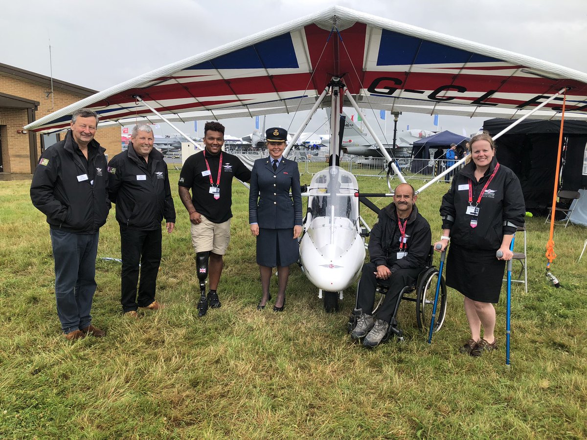 fly2pole's tweet photo. Thank you @carolvorders for calling into see @fly2pole.  Looking forward to taking you flying! @rafcharitable @HelpforHeroes @EndeavourFund #RIAT19 https://t.co/8bNleWwK4i