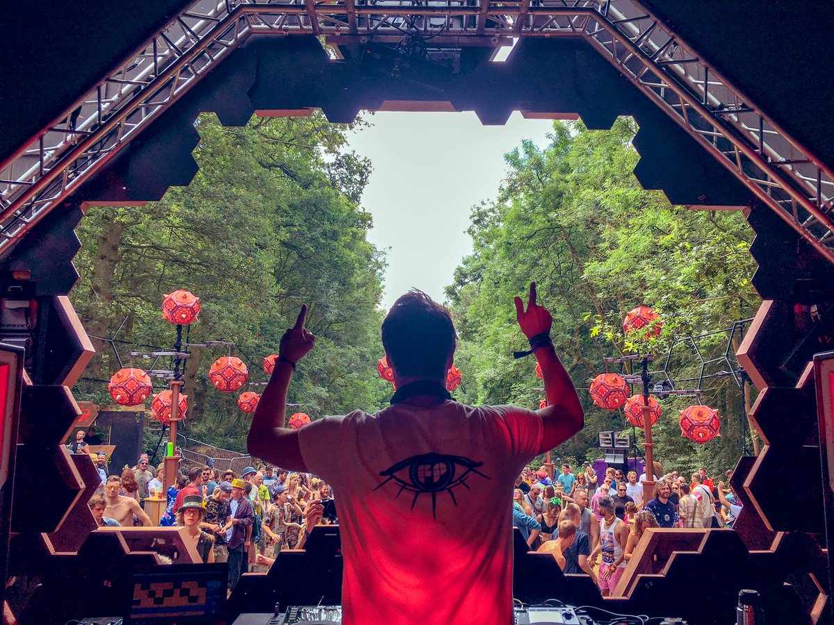 FurthurProg's tweet photo. Hamish at the launch controls at Noisily Festival last weekend. Can we do it all again please?
.
.
@NoisilyFestival #noisily2019 #noisilyfestival #liquidstage #furthurprogressionsrecords #furthurprog #psytrance #psyprog #psyfamily #noisilyfam #djhamish https://t.co/5kSYSkIjVg