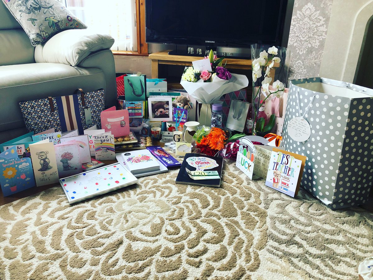 Miss_Lates's tweet photo. How lucky am I to have worked with the most gorgeous, caring and hardworking children for my first year of teaching? Today was an absolute wave of emotions and I will miss them truly!! Thank you to the staff at Smithdown who have been there for me throughout the year ❤️❤️❤️ https://t.co/iLIVzmPx4c