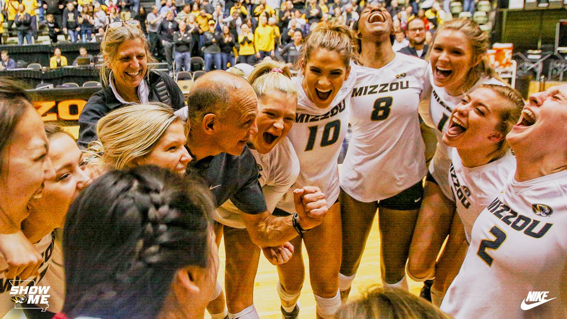 Thank You, Wayne &amp; Susan. You forever changed #Mizzou Volleyball.

A testimonial:
📰 bit.ly/2JEDZ7W

#MIZ #ShowMe 🐯🏐