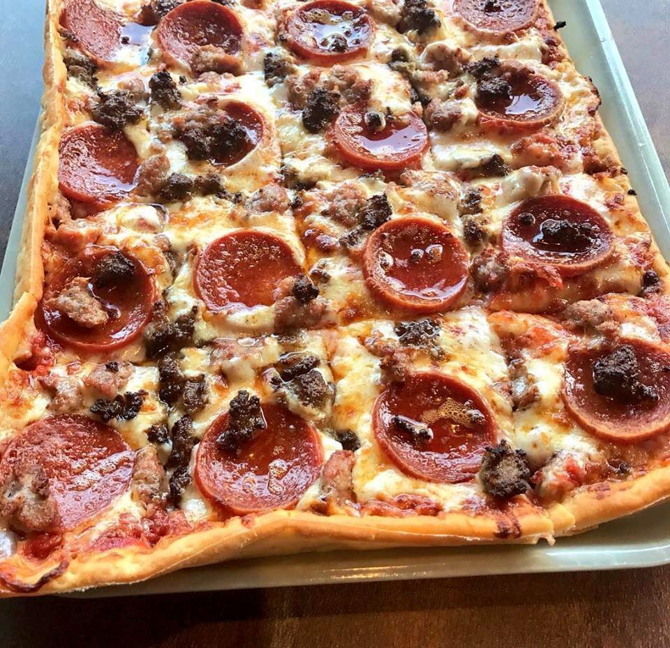 LedoPizza's tweet photo. ☀️ #FridayFeeling GIVEAWAY ☀️

WE ARE GIVING AWAY (1) 
$50 #LEDOPIZZA GIFT CARD! 

RETWEET AND FOLLOW TO BE ENTERED TO WIN! 
(One winner picked randomly at 10pm on 7/19/19) https://t.co/2Z3z3dM0jr