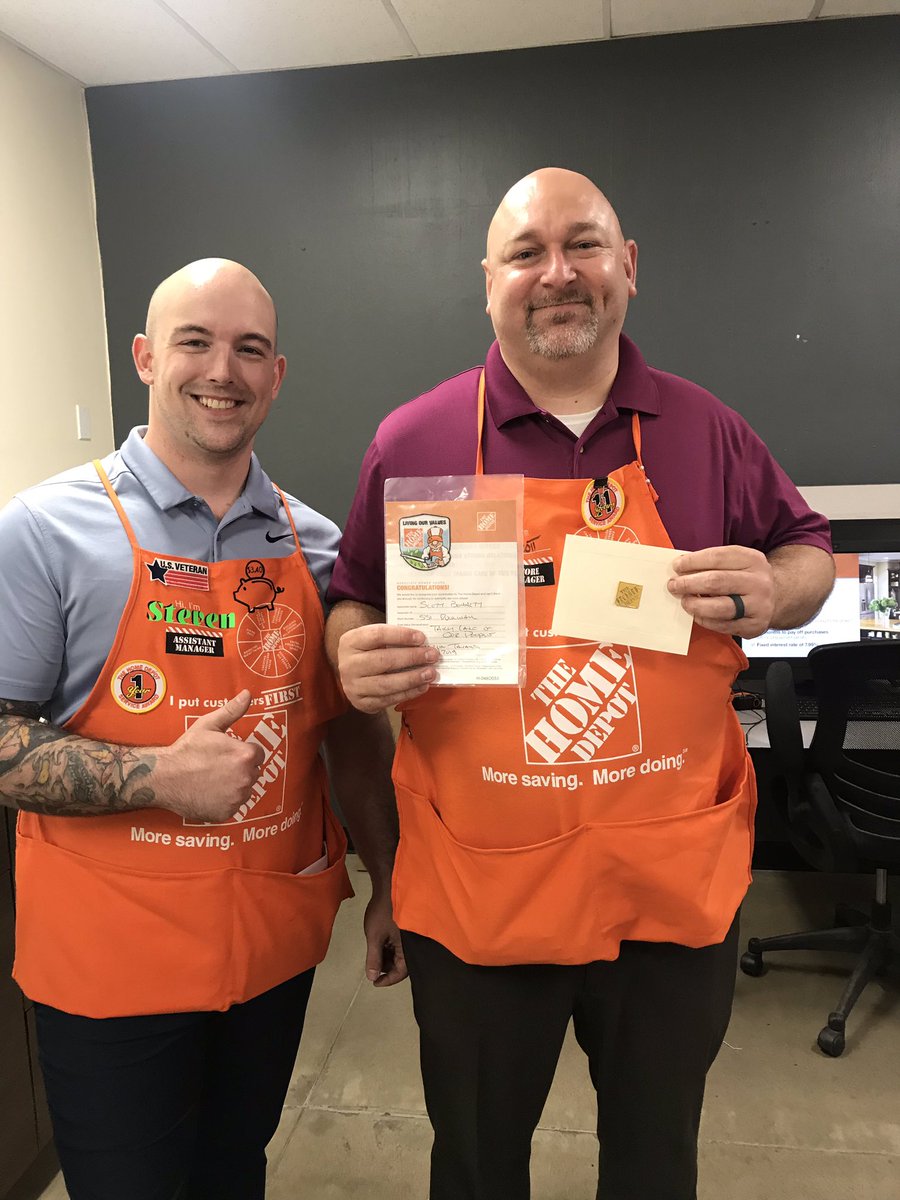 Awesome recognition for Scott from our DM. He’s been running two high volume stores while one didn’t have a manager. We’re glad to have you on board!@scottbennett79 <a href="/tavares_gabe/">TavaresGabe</a> @UpperEchelonEra @DulceHD531 @913skeeter <a href="/0531Asm/">Eddie Escamilla</a> @YosemiteDina