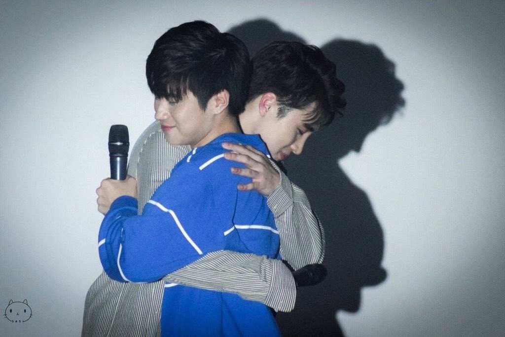 MisAmy8's tweet photo. @C_Kooky1 @Igot7Lx @2wishhappiness @jP6RHNJLoe0Qag6 @2wish34 @meanplann4 @Centerpointsia1 @m34nismind @bplannnnn Here you are,my kings 
Cr.logo 
#WarmupCountdown2020
#CenterpointSiamSquare
#2wish https://t.co/5KxKIG5Gkn
