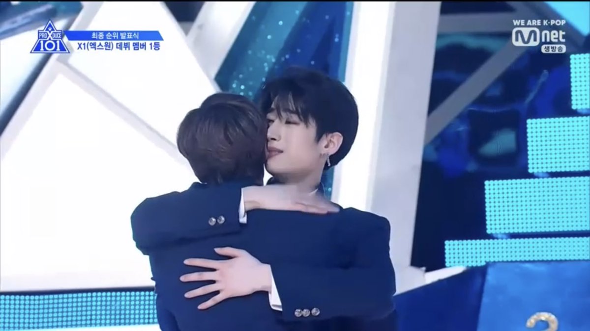 ปอล์แคล้ว 。🐋 tweet media