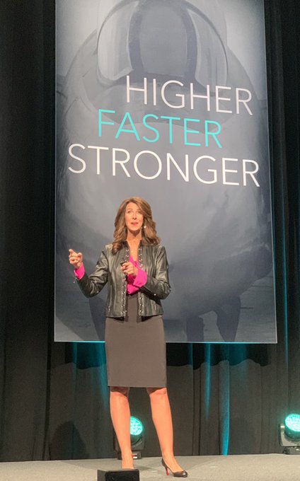 __SOTR__'s tweet photo. This Week: @CareyLohrenz delivering #keynote for @Sitecore #GSKO (photo cred. @AnastasiyaFlynn) https://t.co/OUxNzIgSxS
